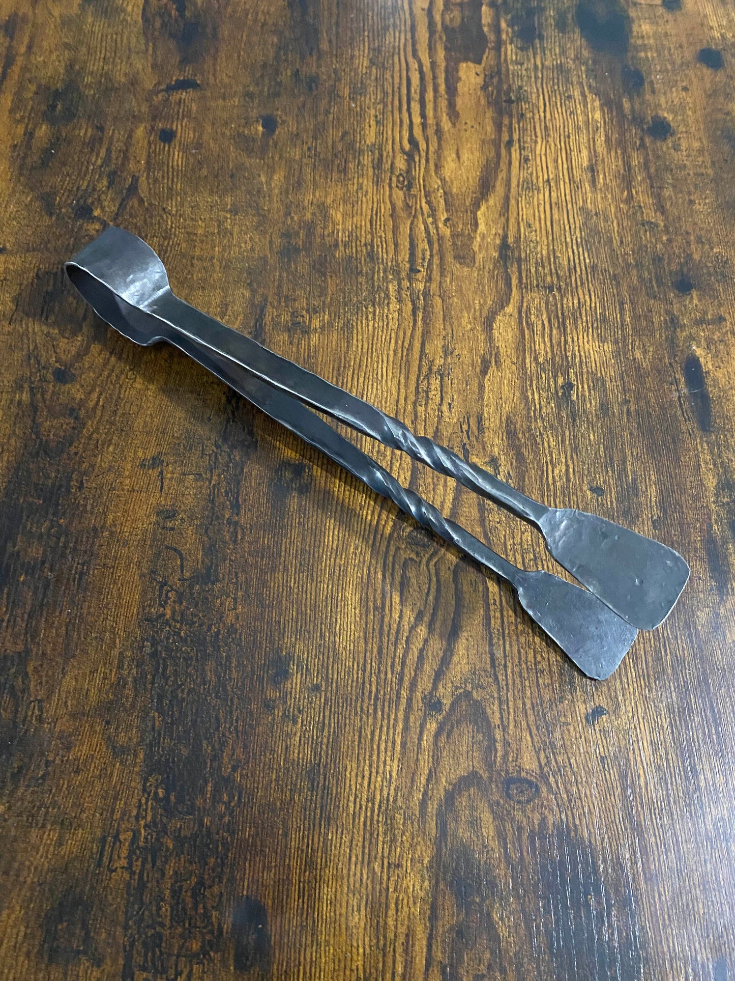 Stainless steel barbecue tongs