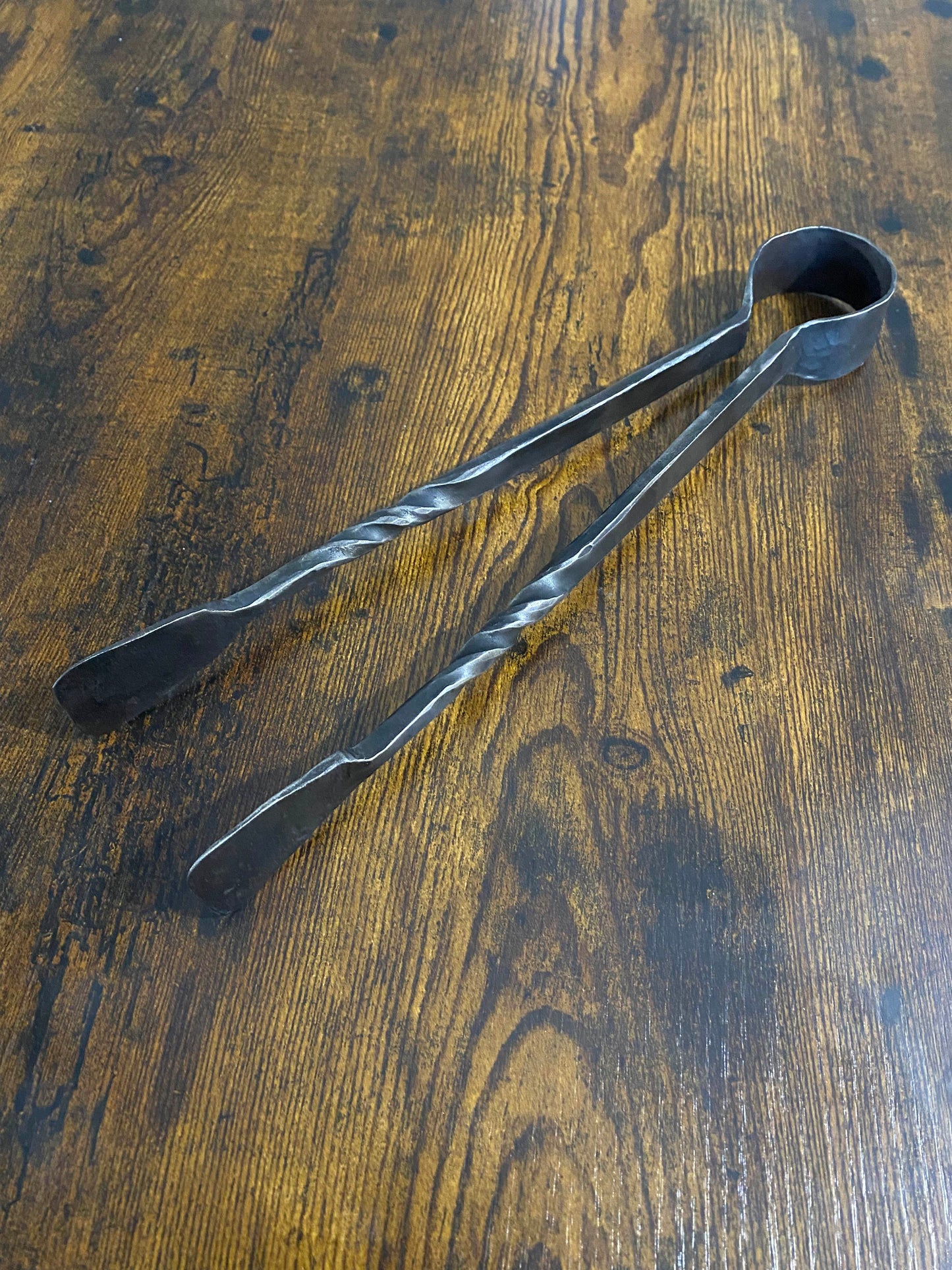 Stainless steel barbecue tongs