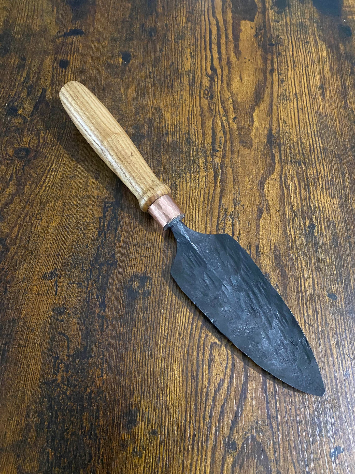 Garden trowels